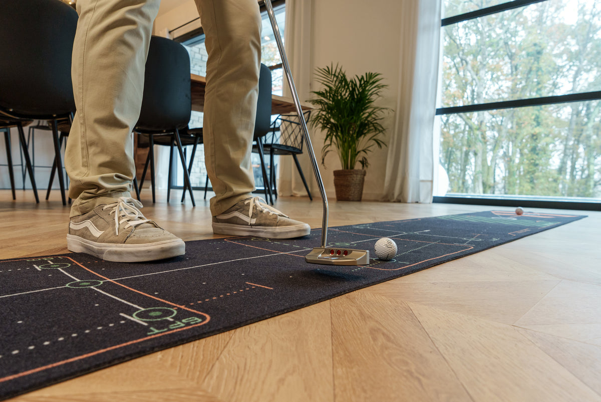 Wellputt Premium Putting Mat 4m x 50cm - High Speed (Black)