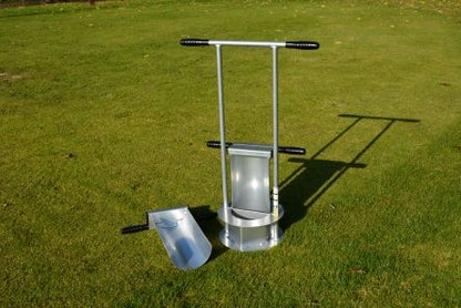 Pair of replacement Blades for Winter 'Knock in' Holecutter (6 inch diameter) with handle Blade lifters -Active Golf Projects